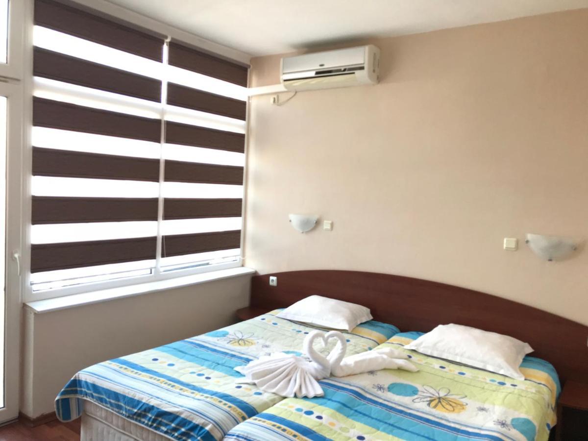 Red House Guest House Nesebar Exterior foto