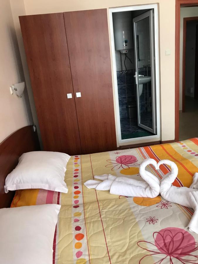 Red House Guest House Nesebar Exterior foto